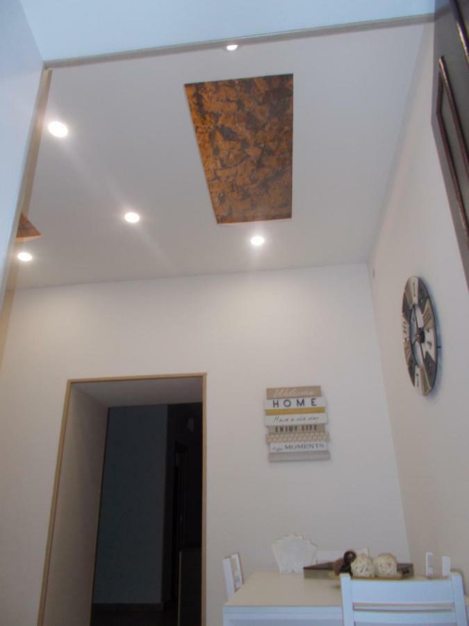 דירות נאפולי Ad Un Passo Dal Duomo "2" מראה חיצוני תמונה
