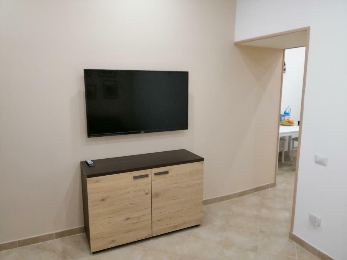 דירות נאפולי Ad Un Passo Dal Duomo "2" מראה חיצוני תמונה