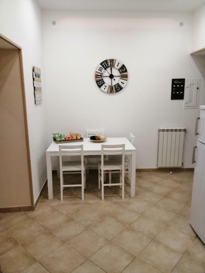 דירות נאפולי Ad Un Passo Dal Duomo "2" מראה חיצוני תמונה